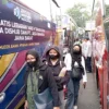 Dok. Antusias masyarakat saat mengikuti program Mudik Gratis yang diselenggarkan Pemprov Jabar melalui Dishub di Terminal Cicaheum, Kota Bandung. Sabtu (6/4). Foto. Sandi Nugraha.
