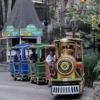Kawasan wisata Lembang Park and Zoo, Kabupaten Bandung Barat. Kamis (11/4). Foto Jabarekpspres