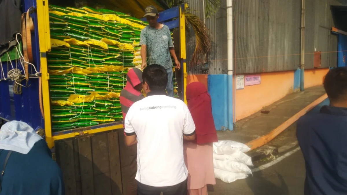 Doc. Bulog Jabar Pastikan Stok Beras Mencukupi hingga Hari Raya Idul Fitri 1455/2024 (Istimewa)