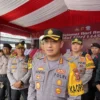 Kapolresta Bandung Kombes Pol Kusworo Wibowo saat dimintai keterangan di Pos Terpadu Cileunyi, Jumat (5/4/2024). Foto Agi Jabar Ekspres