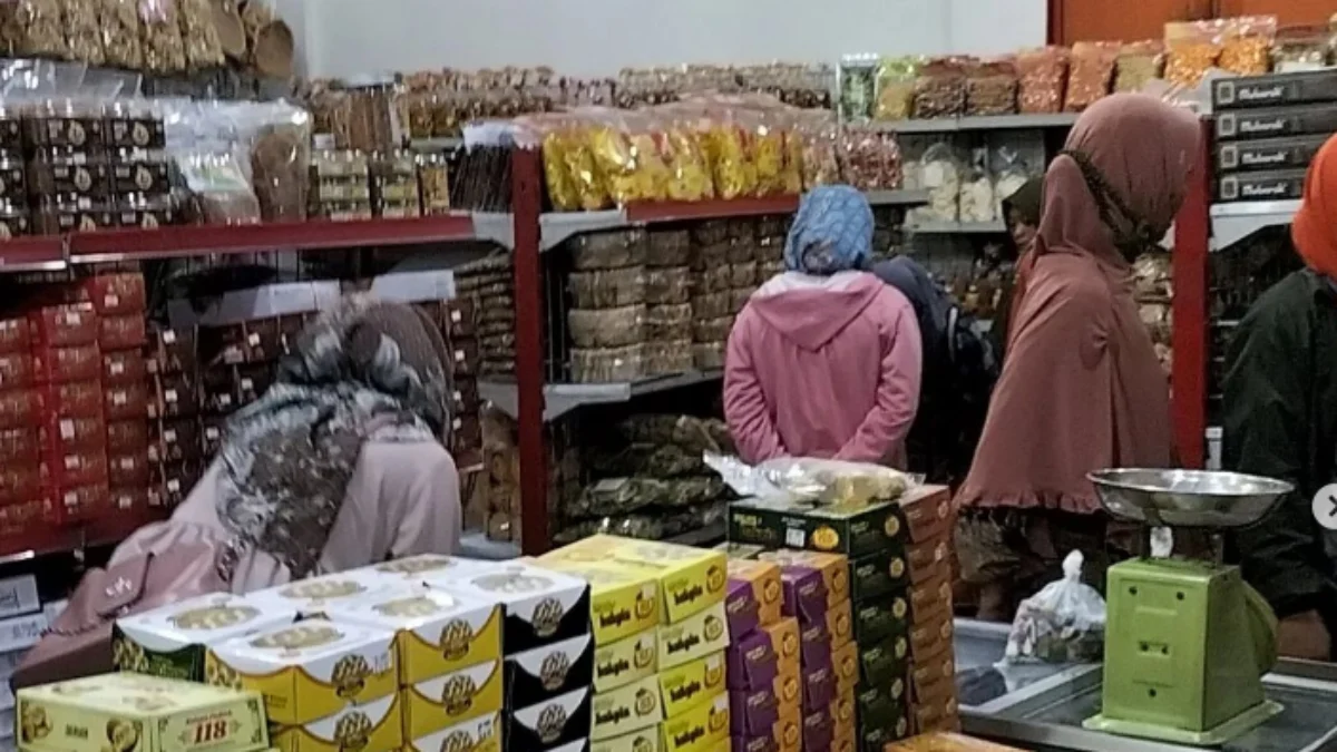 Oleh Oleh HJ Joko, Rekomendasi Tempat Oleh-Oleh Solo Murah dan Lengkap/ Instagram @pusat_oleh_oleh_hj_joko