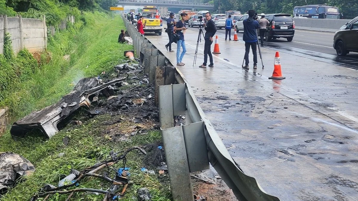 kecelakaan maut di Tol Japek/Istimewa/