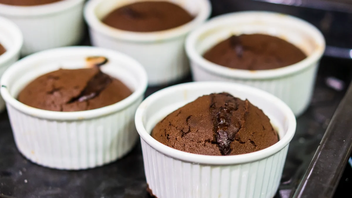 Muffin Cokelat Lembut dan Lumer di Mulut, Berikut Resep Pembuatnnya (ilustrasi: Freepik)