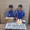 2 dari 3 pelaku pengedar sabu dan obat keras yang berhasil diamankan oleh Polres Sukabumi.