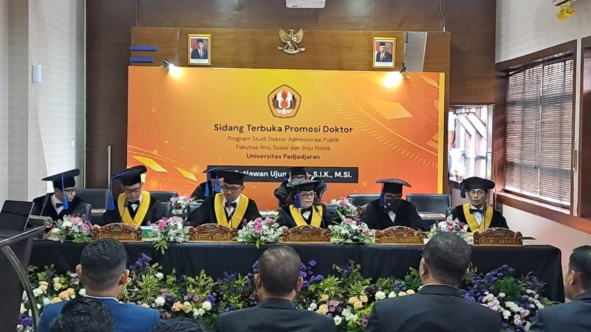 Lulus Cumlaude, Kombes Pol Yade Setiawan Ujung Raih Gelar Doktor di Universitas Padjadjaran
