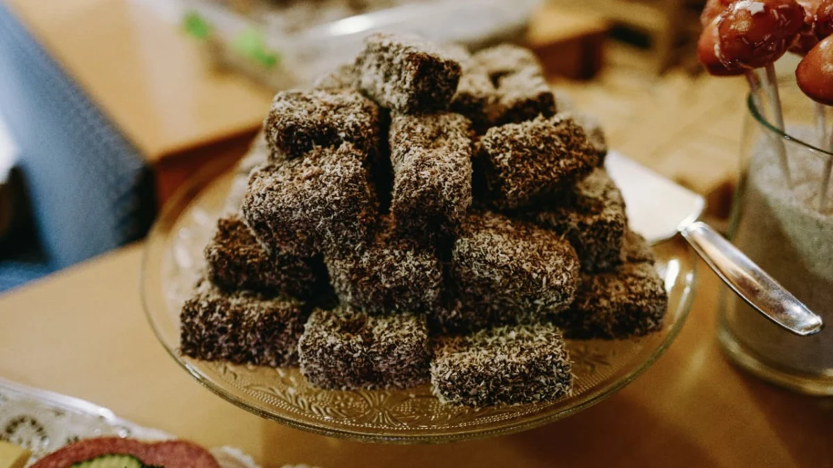 Resep Kue Lamington Khas Australia yang Manis dan Lembut ilustrasi: Freepik)