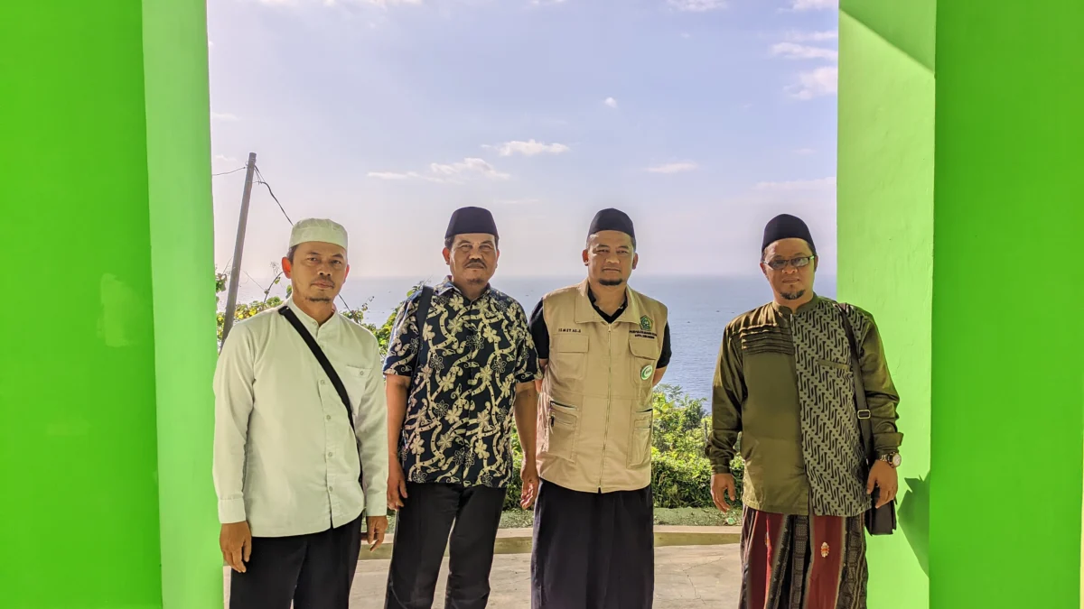 Perkiraan 1 Syawal 1445 H / 2024 M Berdasarkan Kitab Tsimarul Murid Karya Kyai Ali Kediri