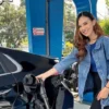 PLN Unit Layanan Pelanggan (ULP) Cipayung memastikan kesiapan unit SPKLU untuk melayani pengguna kendaraan listrik/ Dok. PT PLN (Persero) UID Jawa Barat