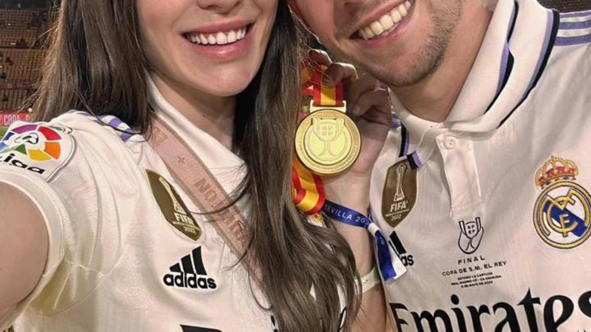 MILF: Federico Valverde dengan sang istri, Mina Bonina.