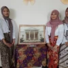 Hasil karya seni rupa siswa-siswi SMAN 5 Cimahi dengan tema 'Cimahi Vintage'.