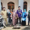 Kegiatan fogging oleh Puskesmas Caringin/Foto : Sandika Fadilah /Jabar Ekspres.com