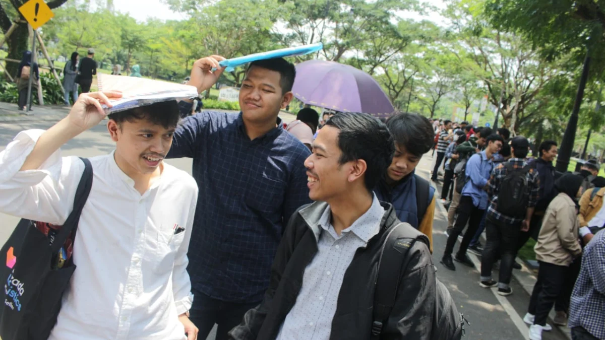 Doc. Ilustrasi Pencari Kerja (Foto: Pandu Muslim)