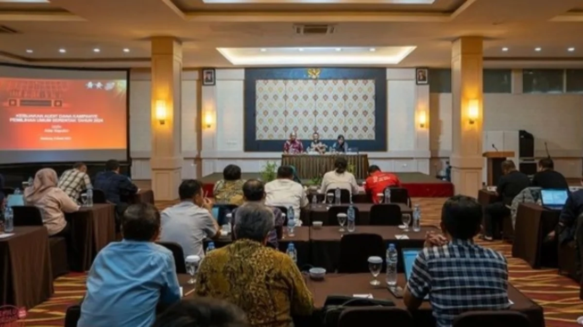 Ilustrasi rapat koordinasi audit dana kampanye antara KPU Jabar dengan perwakilan parpol.