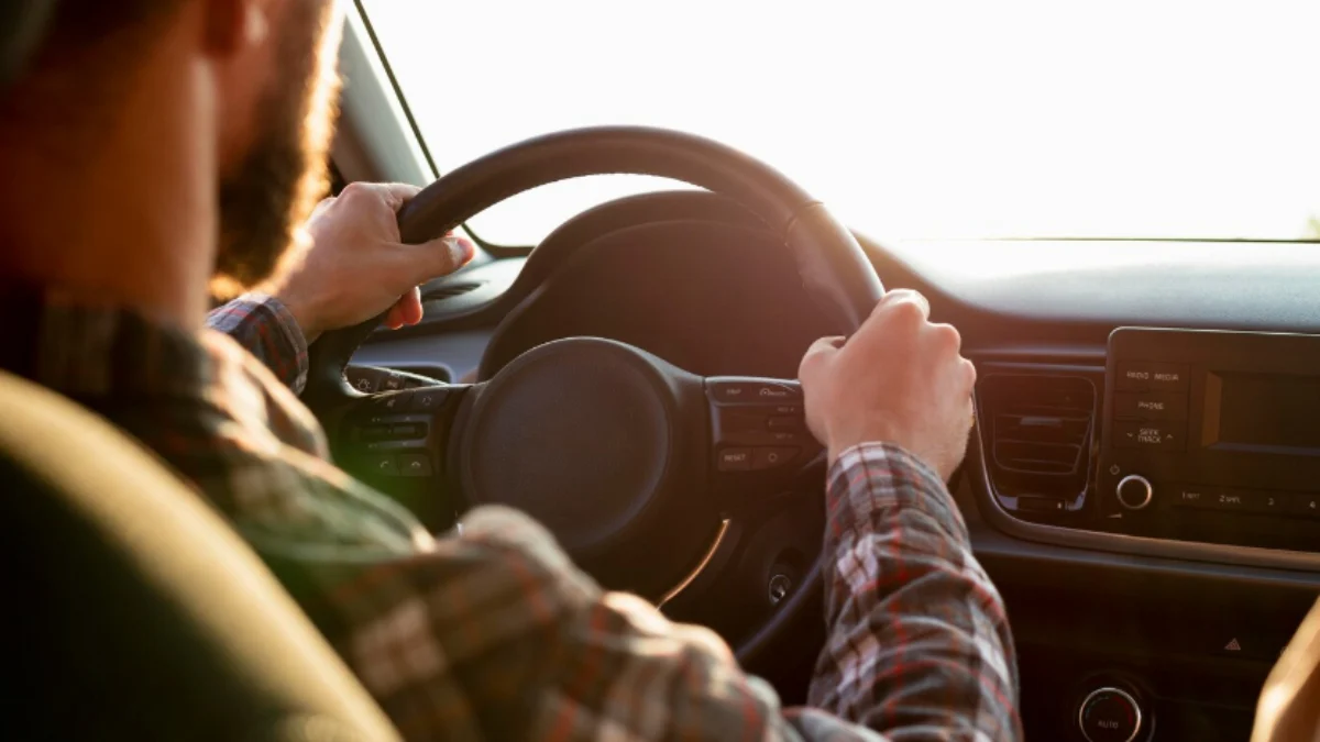 Tips Menyetir di Jalan Tol Untuk Pemula, Dijamin Aman dan Nyaman! Tips Menyetir di Jalan Tol Untuk Pemula, Dijamin Aman dan Nyaman!