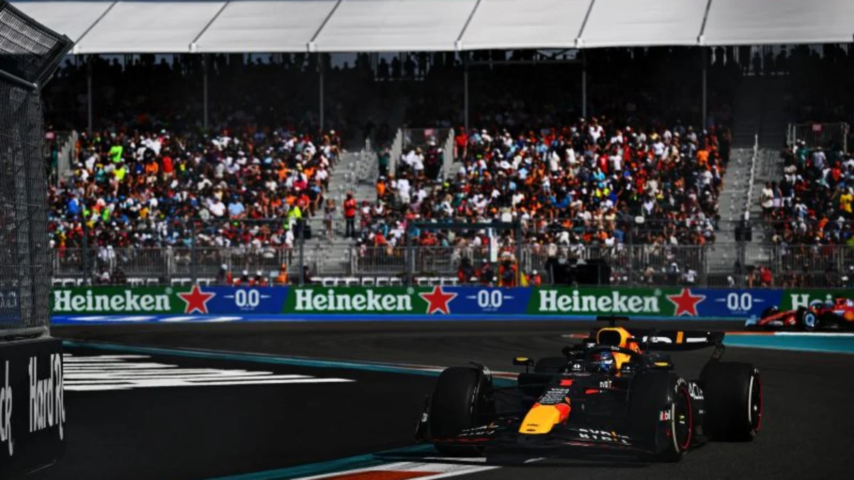 Cek Klasemen F1: Verstappen Pimpin Klasemen Hingga Lewis Hamilton Posisi Sembilan Cek Klasemen F1: Verstappen Pimpin Klasemen Hingga Lewis Hamilton Posisi Sembilan