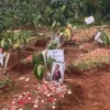 Lokasi pemakaman korban bus terguling di Subang.