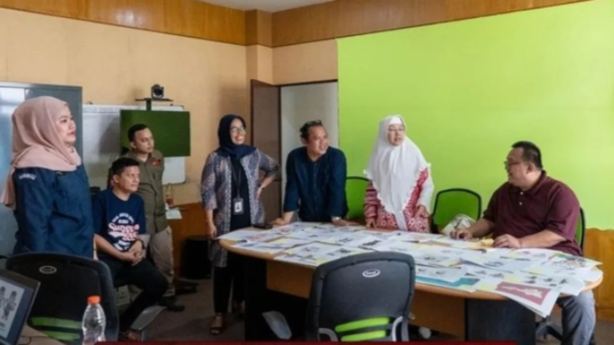 Proses penjurian jingle dan maskot Pilkada di KPU Jabar. (Ist)