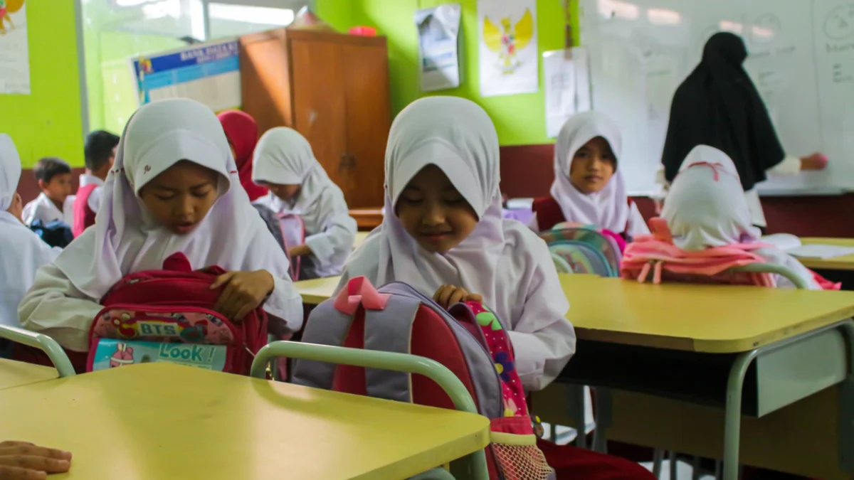 Jalur Afirmasi PPDB 2024 Utamakan Masyarakat Kurang Mampu Ilustrasi: Siswa Sekolah Dasar mengikuti KBM di ruang kelas. (Pandu Muslim/Jabar Ekspres)