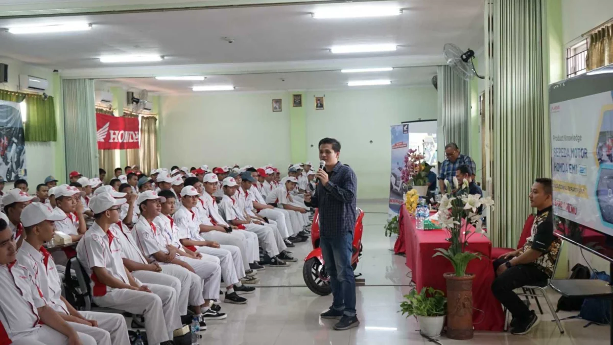 DAM Gelar Astra Honda Berbagi Ilmu Untuk Siswa SMK di Jawa Barat DAM Gelar Astra Honda Berbagi Ilmu Untuk Siswa SMK di Jawa Barat