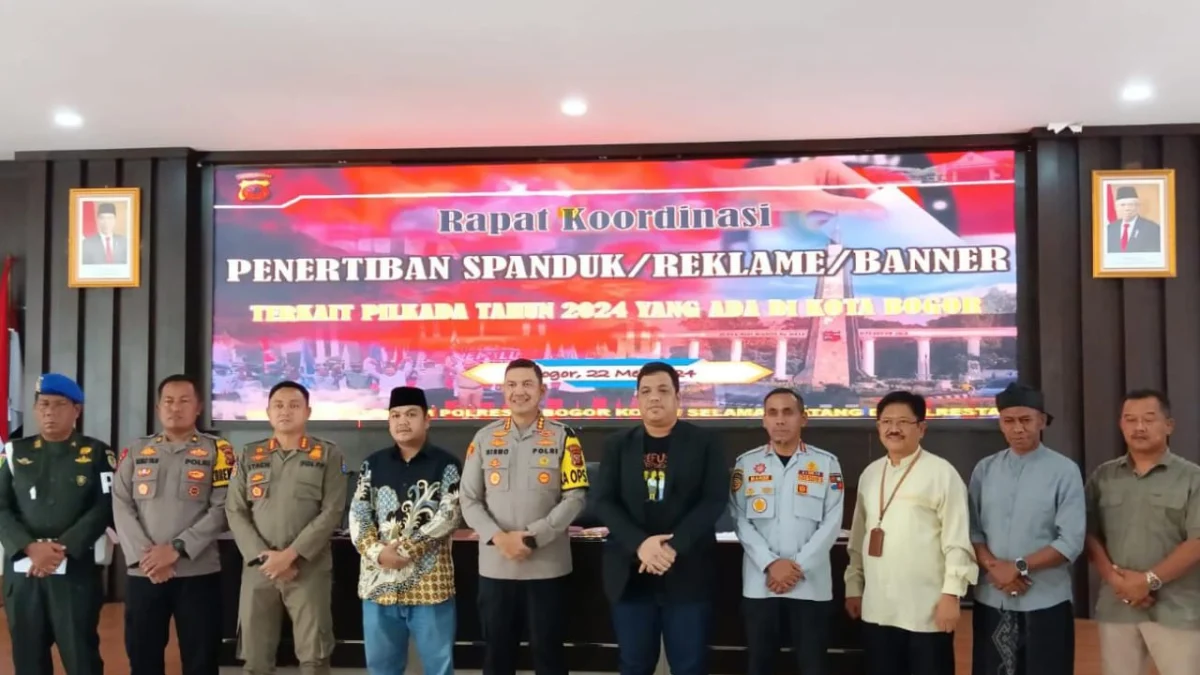 Aparat gabungan bersama jajaran Pemkot Bogor saat menggelar rapat koordinasi, Rabu (22/5). (Yudha Prananda / Jabar Ekspres)