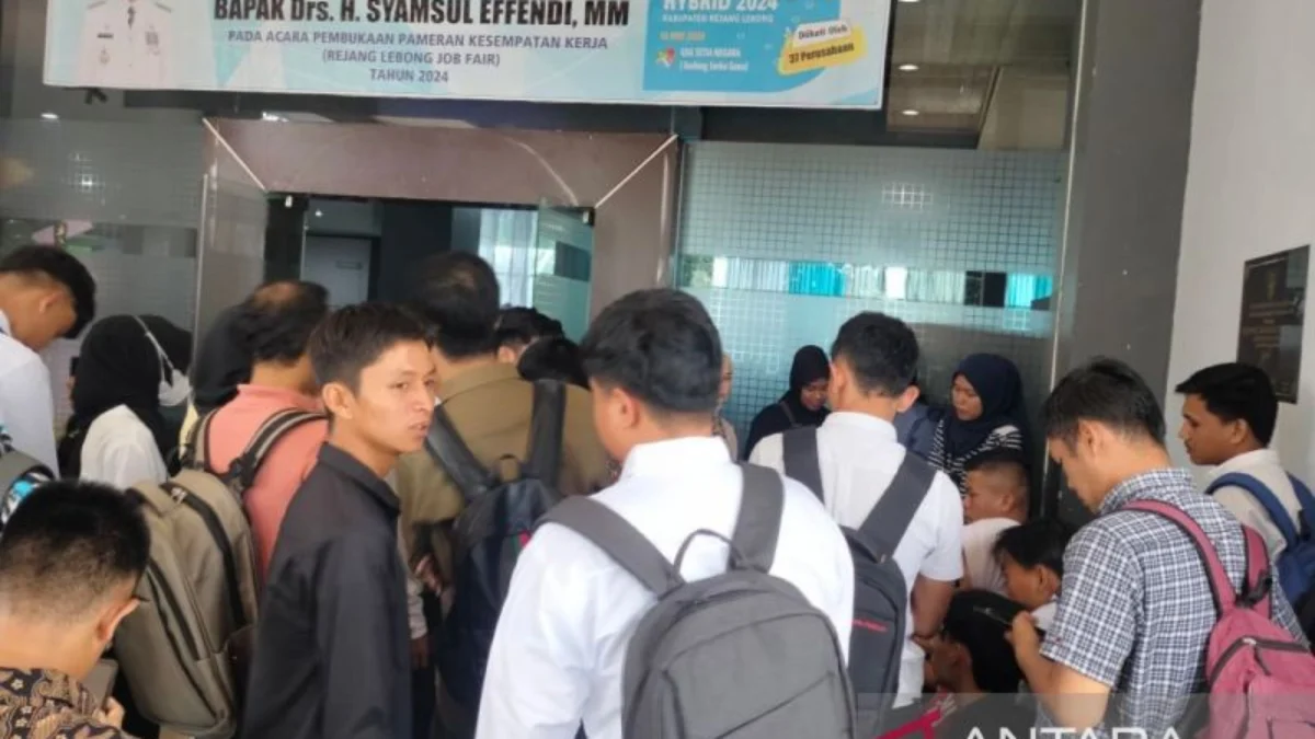 Mengantisipasi Penurunan Partisipasi Angkatan Kerja Indonesia Mengantisipasi Penurunan Partisipasi Angkatan Kerja Indonesia
