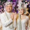 Mahalini dan Rizky Febian Menikah Pakai Adat Sunda, Pakaian dengan Siger Sunda Mahalini Bikin Pangling/ Instagram @rizkyfbian