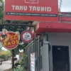 Tahu Tauhid Lembang Diduga Masih Buang Limbah Tanpa Dikelola Tempat produksi tahu Tauhid yang berlokasi di kawasan wisata Lembang, Kabupaten Bandung Barat di duga belum memiliki IPAL yang sesuai aturan.
