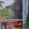 Kebakaran di Gedung F Universitas Trisakti, Cempaka Putih, Jakarta Pusat, Senin (27/5). Foto/ANTARA