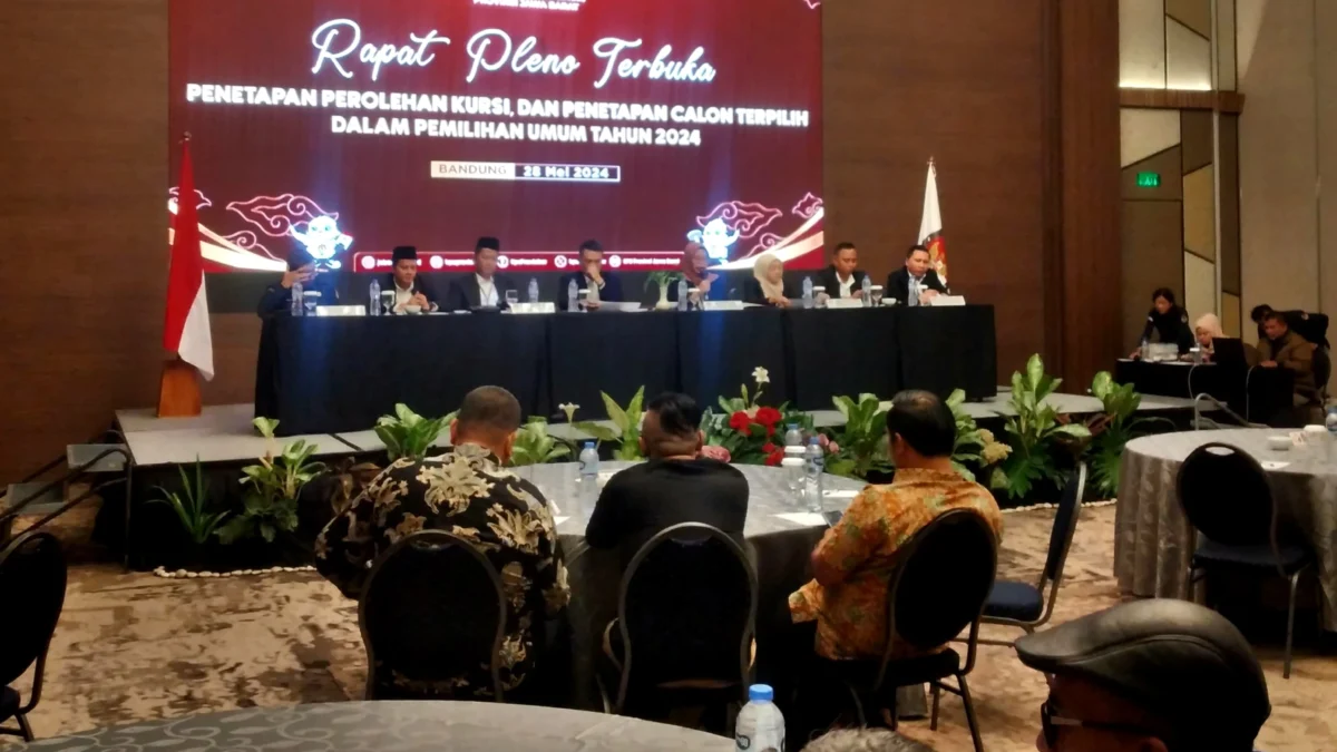 Rapat pleno penetapan kursi dan DPRD Jabar terpilh, Selasa (28/5)