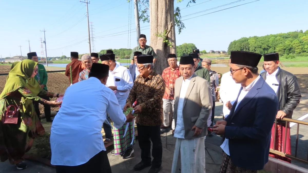Dubes RI untuk Jepang Heri Akhmadi saat meresmikan pesantren NU yang didirikan PCINU Jepang di Kota Koga, Prefektur Ibaraki, Jepang, Jumat 3 Mei 2024.