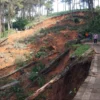 Jalan alternatif Bandung Barat-Cianjur via Gununghalu terputus tergerus longsor. Kamis (14/5). Dok istimewa