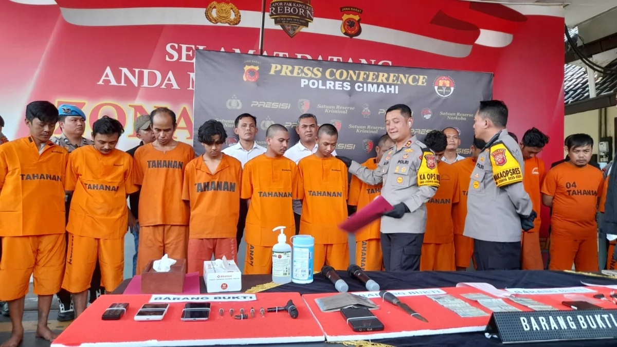 Doc. Kepolisian Resor Polres Cimahi menahan 16 Tersangka dalam Berbagai Kasus Kriminal di Awal Tahun 2024 (Mong)