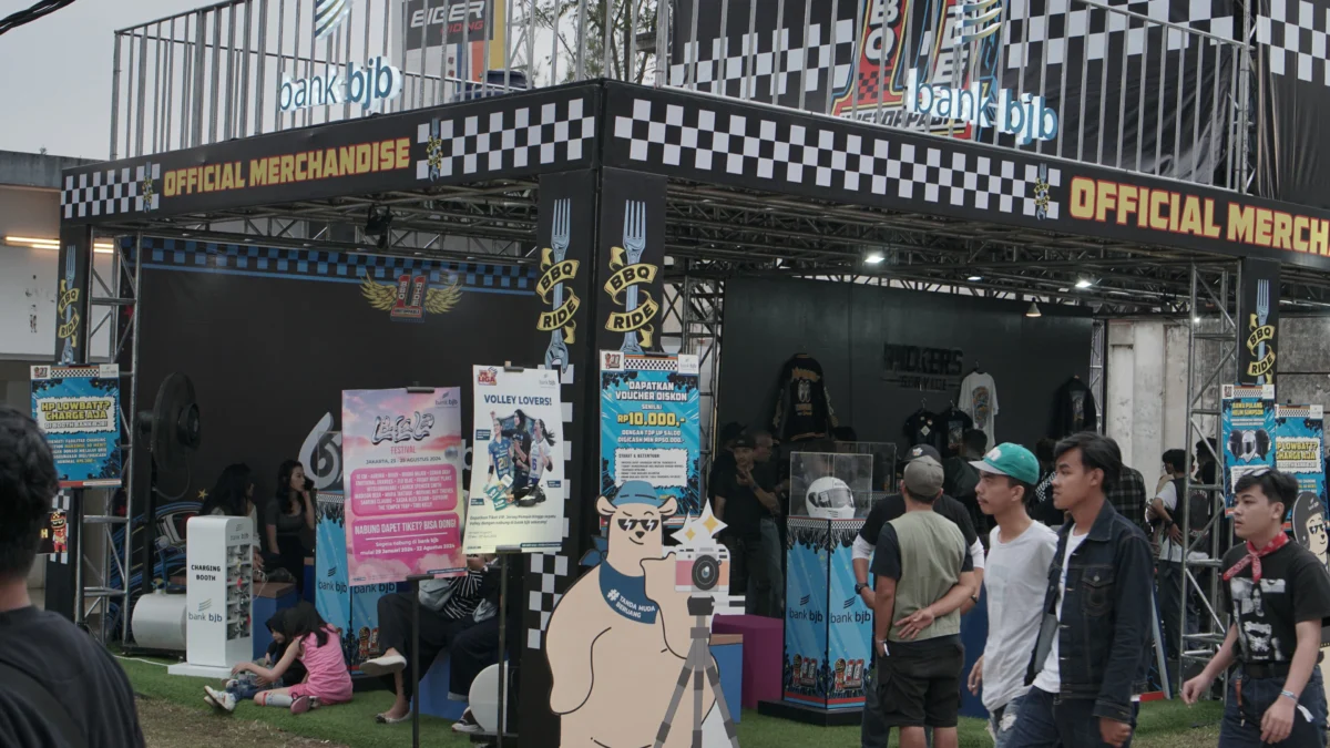 Stand bank bjb dalam event bertajuk "BBQ Ride Unstoppable 2024"