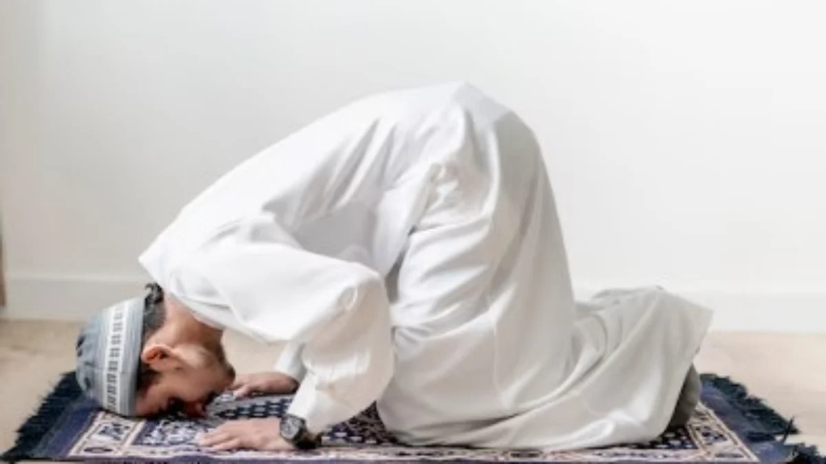 ILUSTRASI keutamaan sholat Dhuha yang bisa mengatasi maslaah persendian.
