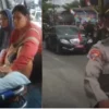 Tangkapan layar video saat Ambulan distop karena ada iring-iringan mobil presiden.