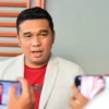 Fraksi PDI Perjuangan DPRD Jabar Minta PJ Gubernur Tindak ASN Tak Netral Sekretaris Fraksi PDI Perjuangan DPRD Jabar Bambang Mujiarto meminta Pj Gubernur Jabar untuk memindak tegas ASN apabila tidak netral pada Pilkada 2024.