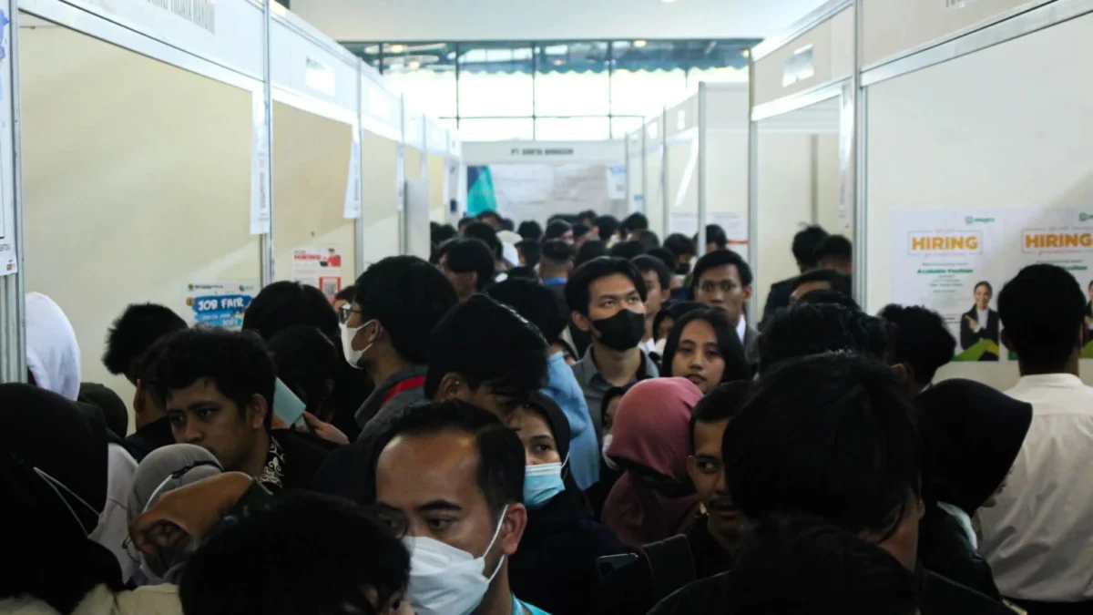 Ratusan Ribu Warga Bandung Nganggur, Efektifitas Job Fair Dipertanyakan Foto Ilustrasi Job Fair (Pandu Muslim / JE)