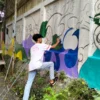 Pelatihan Usaha Mikro, Kecil, dan Menengah (UMKM) dan pelatihan menggambar graffiti oleh warga.