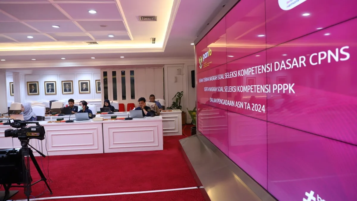 Serah Terima Soal CPNS dan PPPK 2024/ Dok. HUMAS MENPANRB