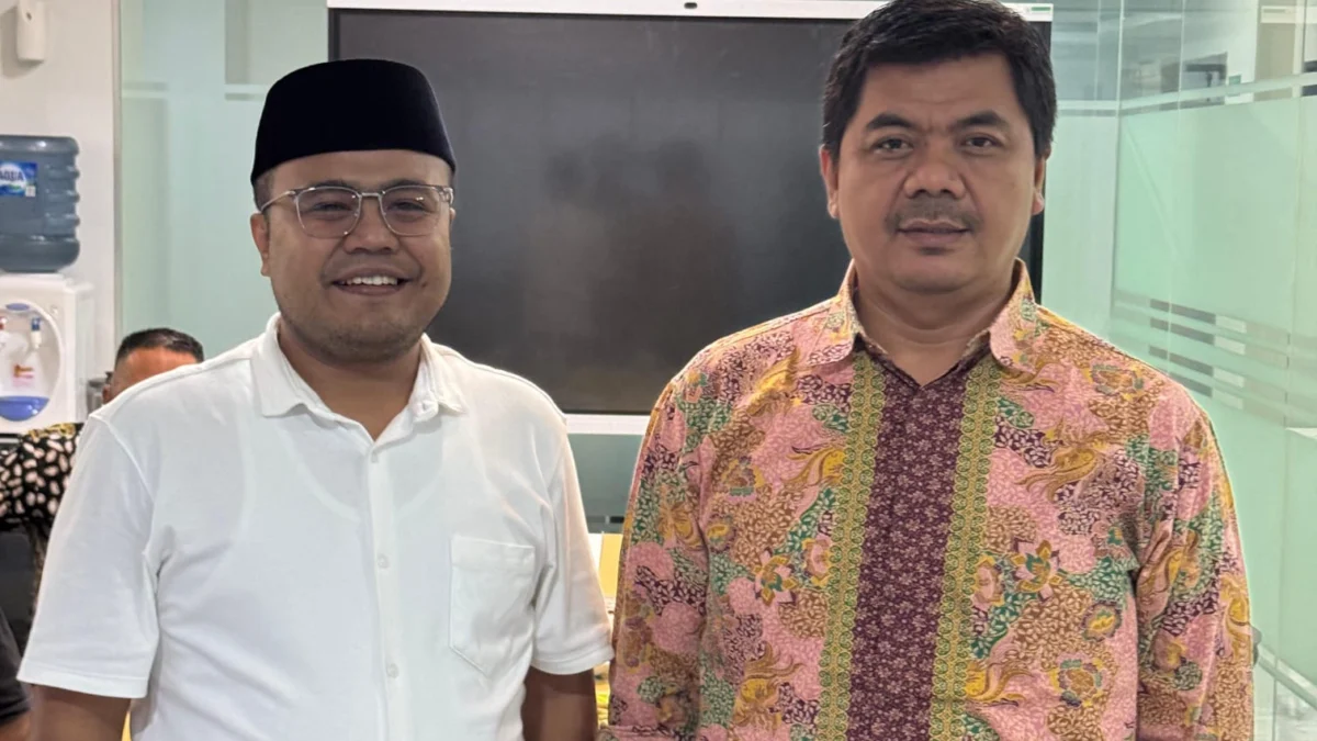 Mantan Ketua Pimpinan Pusat GP Ansor, Juri Ardiantoro dan Cabup Bogor Fuad Kasyfurrahman/Istimewa/