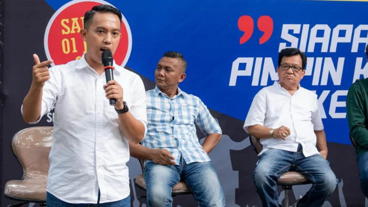 Sendi Fardiansyah Beberkan Solusi Atasi Masalah Kemacetan hingga Parkir Liar di Kota Bogor Bacawalkot Bogor, Sendi Fardiansyah saat menjelaskan gagasannya di acara Public Hearing PWI Kota Bogor. (Yudha Prananda / Jabar Ekspres)