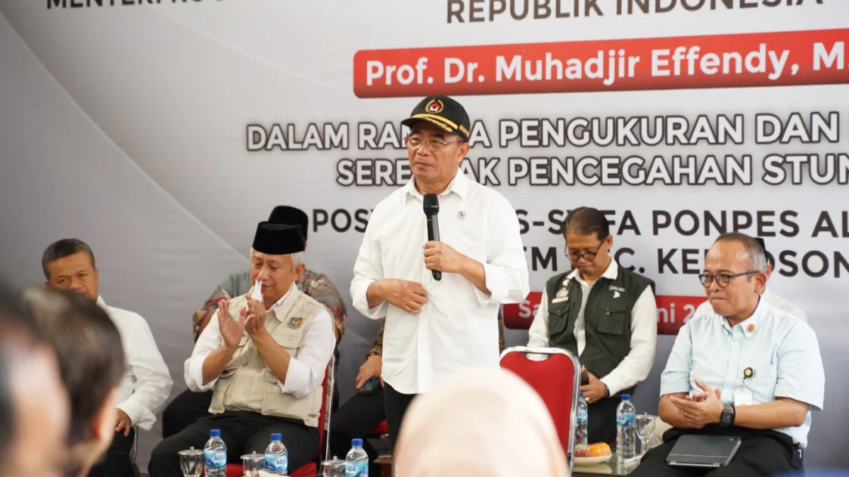 Cegah Stunting, Menko PMK Muhadjir Tinjau Posyandu As-Syifa Ponpes Al Ubaidah Sebagai Percontohan