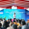 Penjabat Gubernur Jawa Barat Bey Machmudin menghadiri Puncak Peringatan Hari Lingkungan Hidup Tingkat Provinsi Jabar di Taman Ikon Sektor 8 Citarum, Kabupaten Bandung, Kamis (20/6/2024).(Foto: Biro Adpim Jabar)