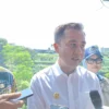 Pj Gubernur Jawa Barat Bey Machmudin saat dimintai keterangan dalam acara Peringatan Hari Lingkungan Hidup di Sektor 8 Citarum, Desa Nanjung, Margaasih, Kabupaten Bandung. Foto Agi