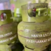 Beli Gas LPG 3 kilogram diwajibkan menyertakan KTP. Selasa (4/6). Dok Jabar Ekspres