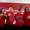 Ketua DPD PDIP Jabar, Ono Surono usai berikan surat tugas kepada Hengky dan Pampriadi di DPC PDIP KBB. Dok istimewa