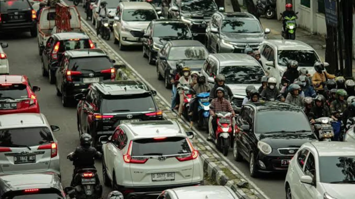 Menakar Pembangunan Infrastruktur di Kota Bandung Ditengah Isu Kemiskinan yang Sulit Ditekan. (Jabar Ekspres / Pandu Muslim)