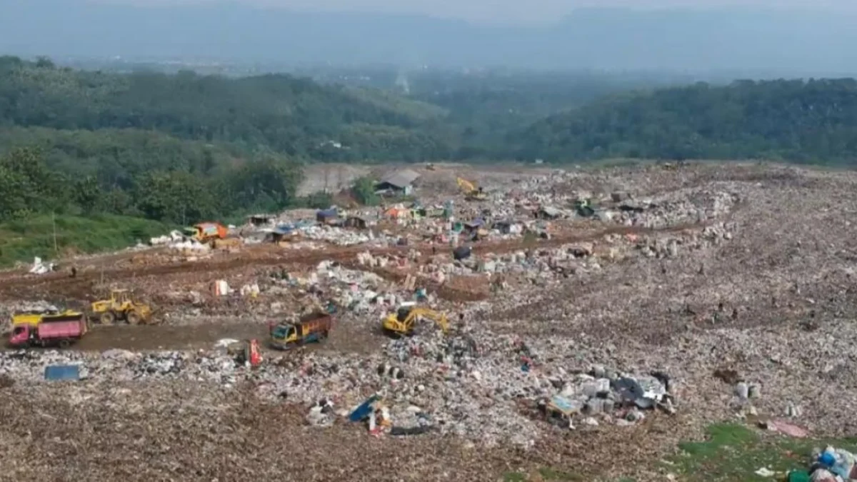 TPA Sarimukti di Kecamatan Cipatat, Kabupaten Bandung Barat. Jumat (14/6). Dok istimewa
