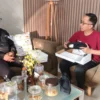 Calon Walikota Bandung, Asep Mulyadi, menyoroti potensi Usaha Mikro, Kecil, dan Menengah (UMKM) di Kota Bandung sebagai penggerak utama ekonomi lokal, hal ini disampaikan Asep di Bandung, Jumat (14/6/2024).
