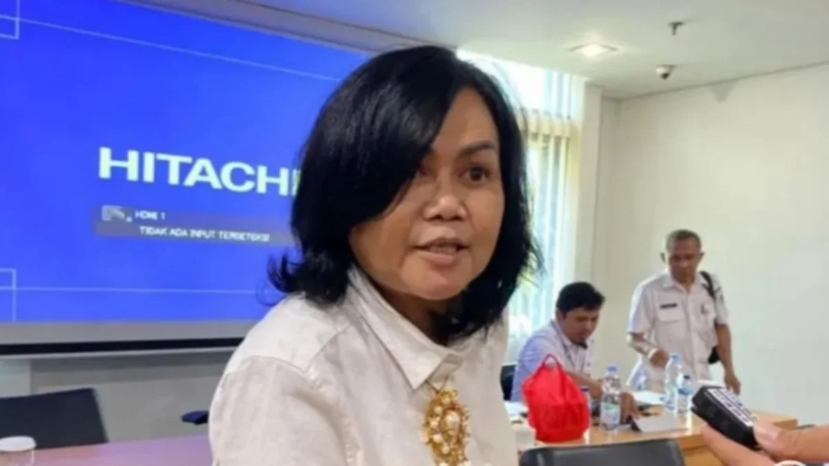 Kepala Badan Pendapatan Daerah (Bapenda) DKI Jakarta Lusiana Herawati memberikan keterangan kepada wartawan di Jakarta, Rabu (19/6). Foto/ANTARA